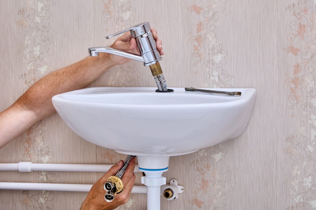 fix a leaking tap